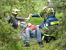 Medizinische Hilfe bei der Personensuche im Wald um Altenberg (Foto: Enrico Müller)