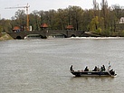 Boot vor Palmengartenwehr (Foto: THW Pirna)