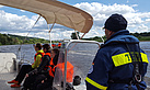 Die THW-Bootsführer sorgten für eine abwechslungsreiche fahrt auf der Elbe  (Foto: Susan Schmidt)