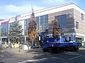 Der Weihnachtsbaum vor der Schillergalerie